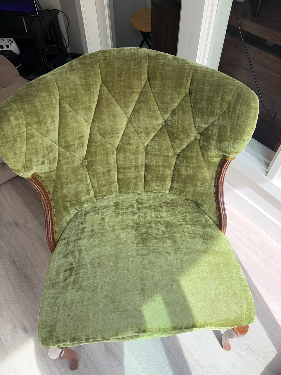 Vintage Velvet Accent Chair - Olive Green - photo 4