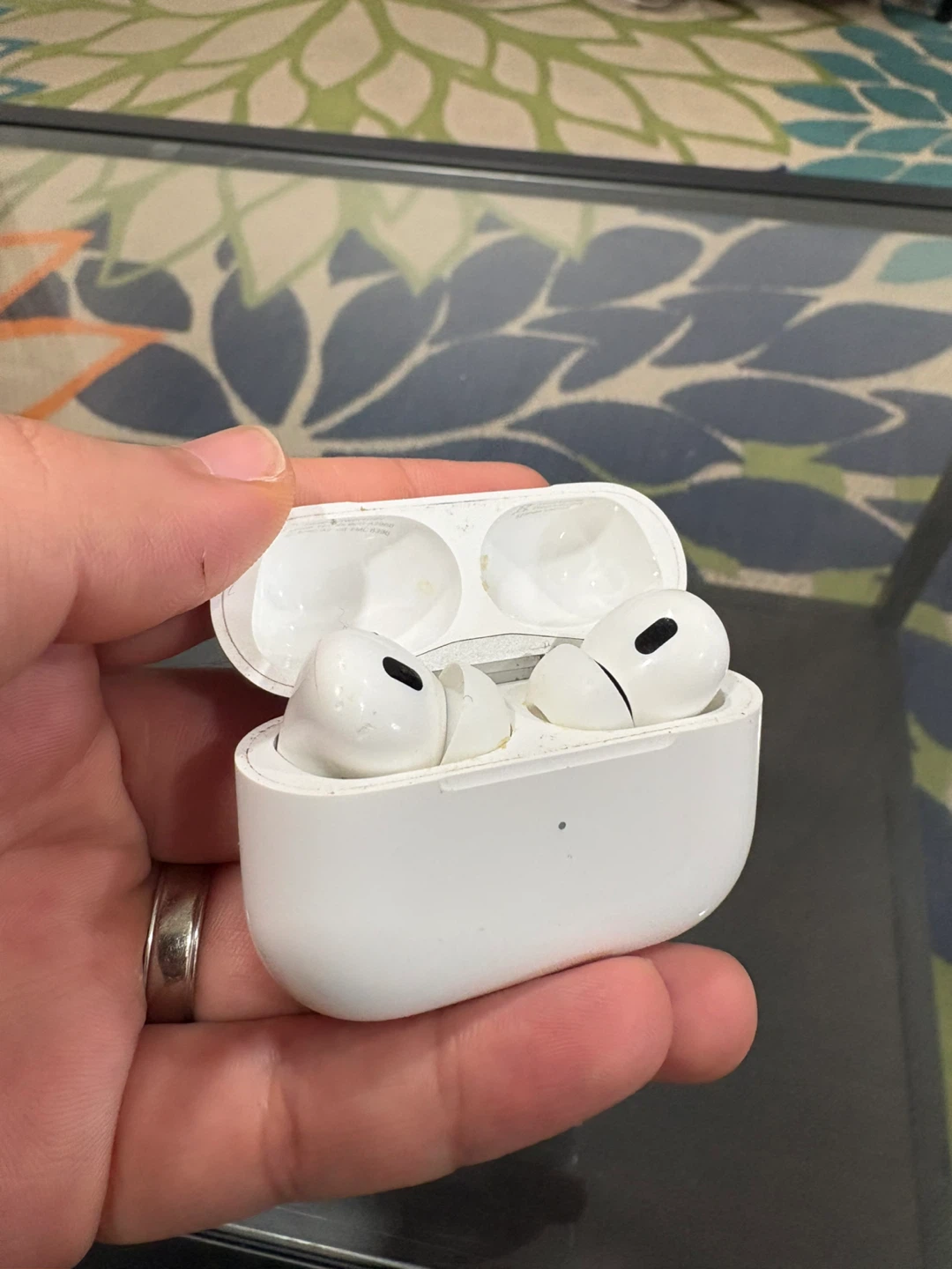 Apple AirPods Pro (2nd generation) - photo 3