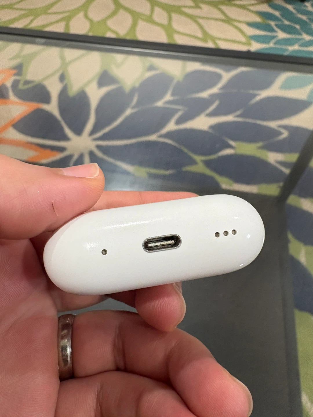 Apple AirPods Pro (2nd generation) - photo 4