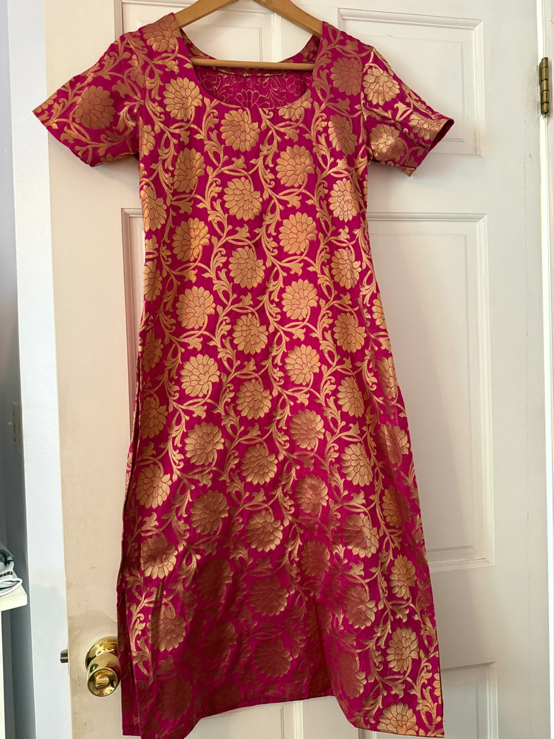 Pink & Gold Brocade Banarasi Kurti Top