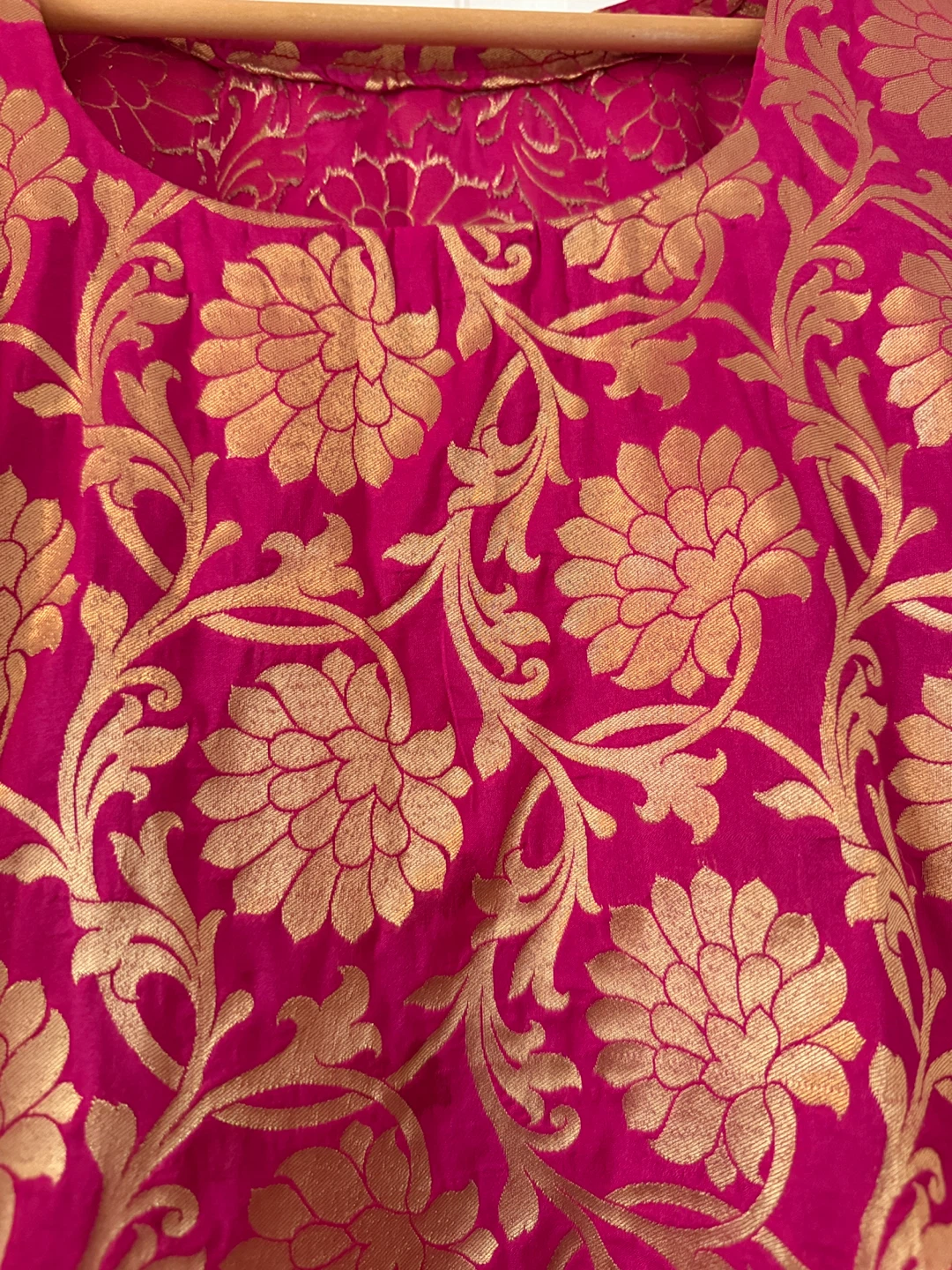 Pink & Gold Brocade Banarasi Kurti Top - photo 3