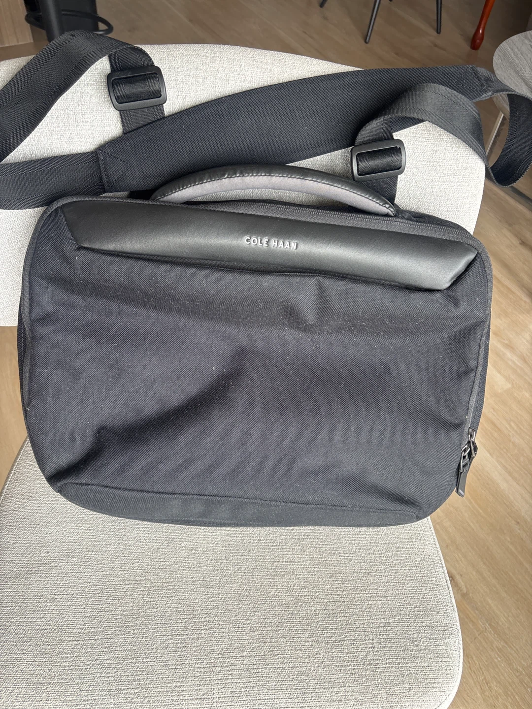 Cole Haan unisex Zerogrand Black messenger Bag