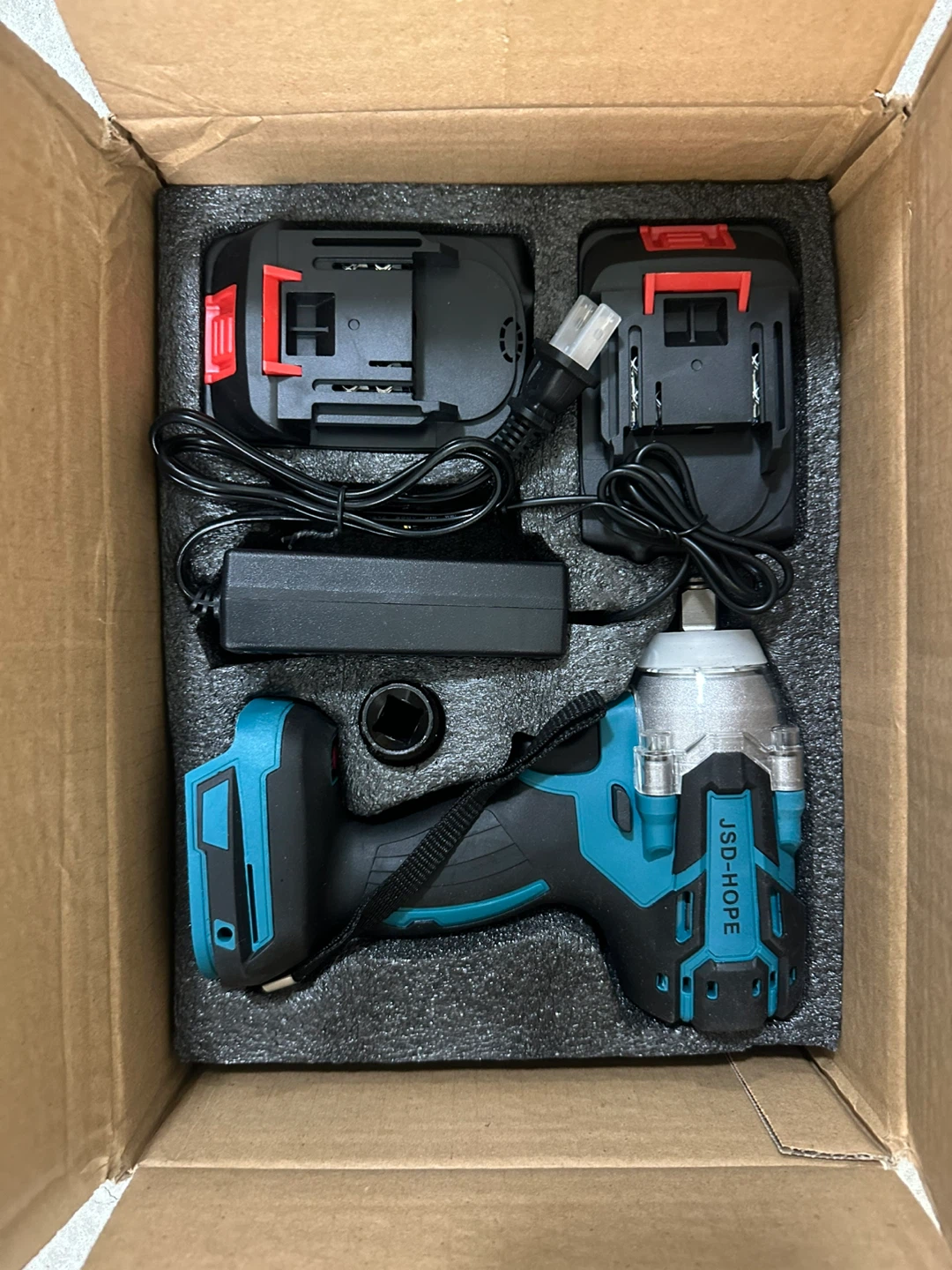 JSD-HOPE 21V Impact Wrench Kit with 2 Batteries - photo 2