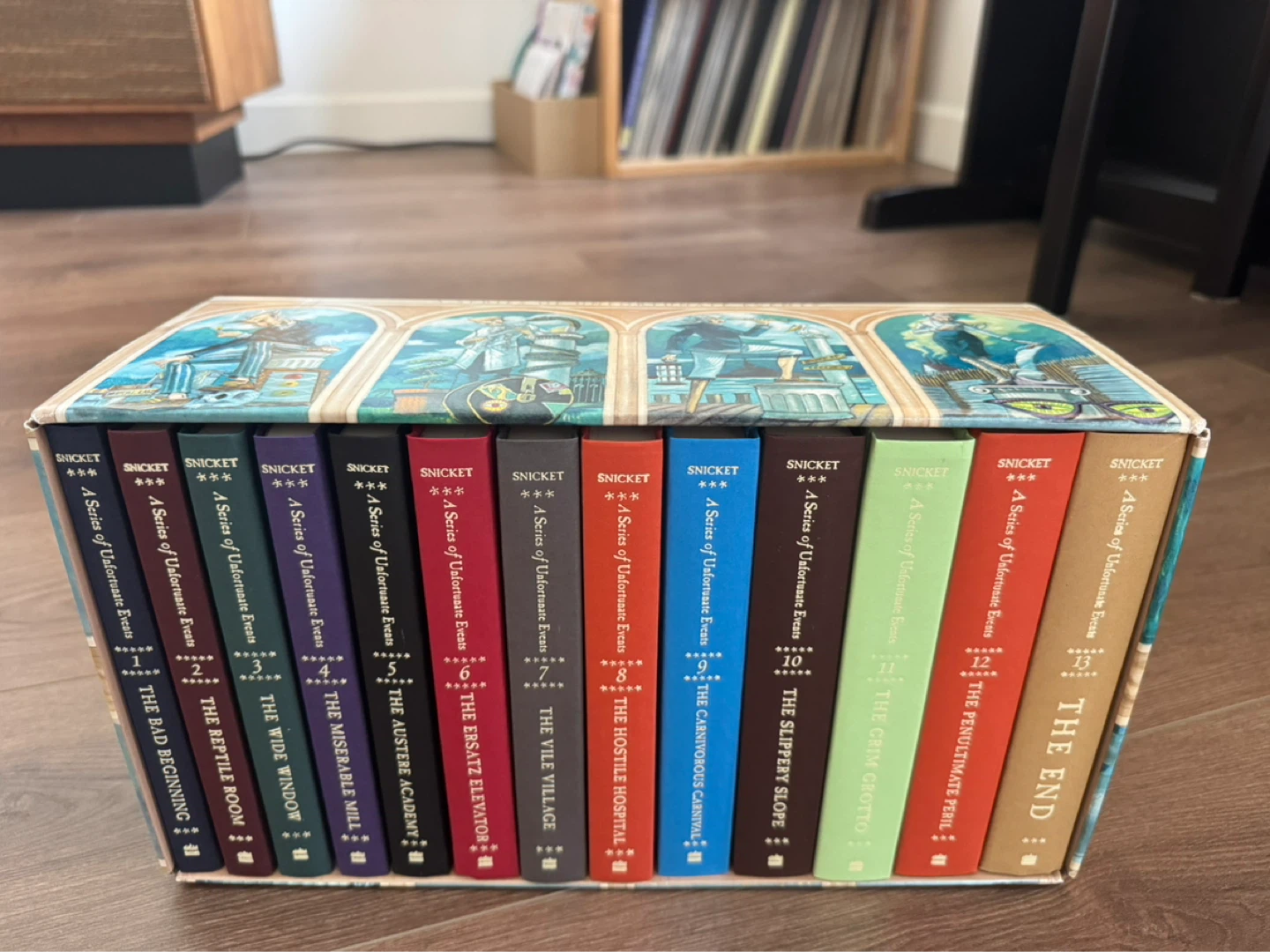 A Series of Unfortunate Events Book Collection