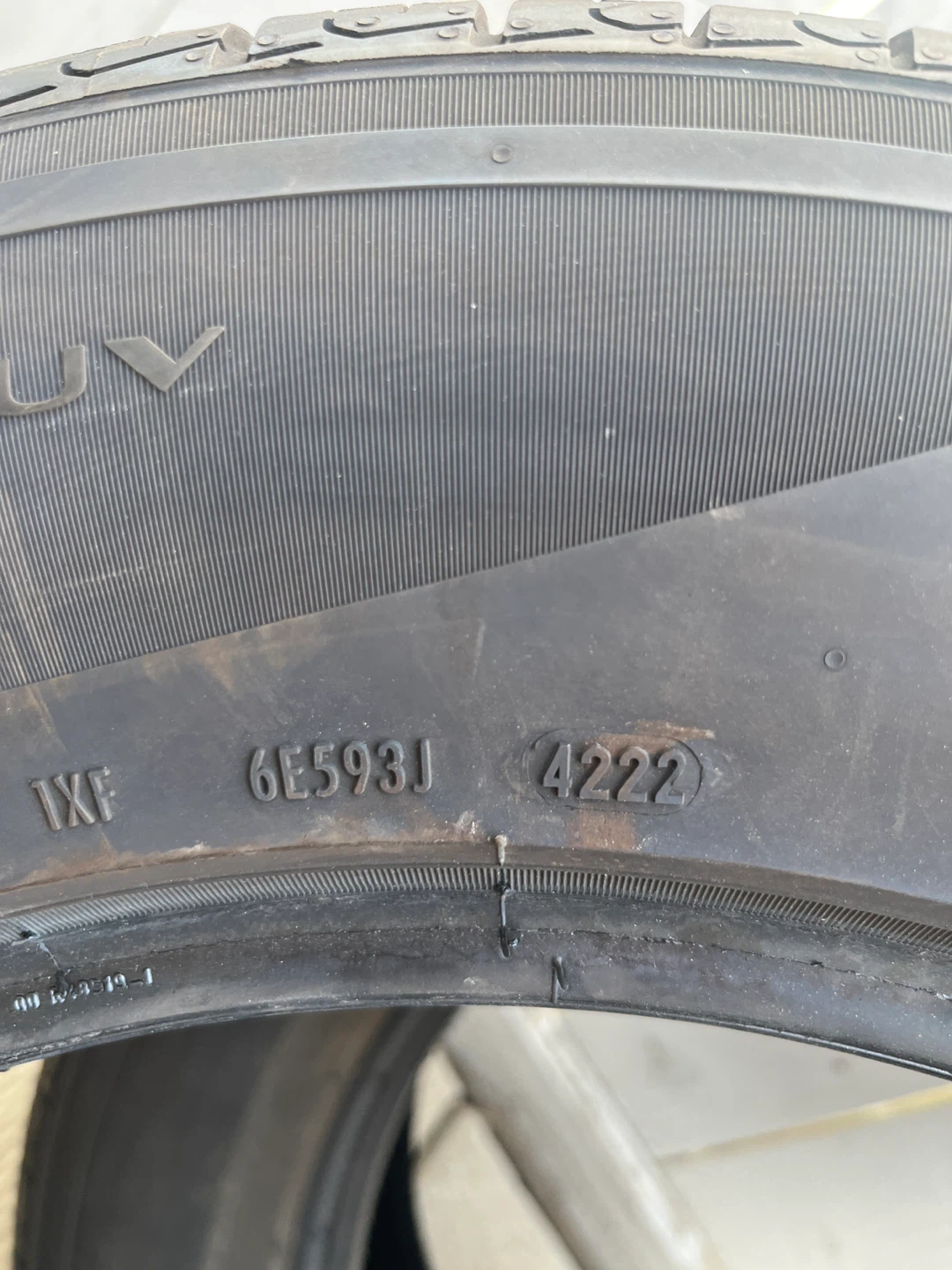 225 -6 5 - 17 Pirelli all season tires - photo 2