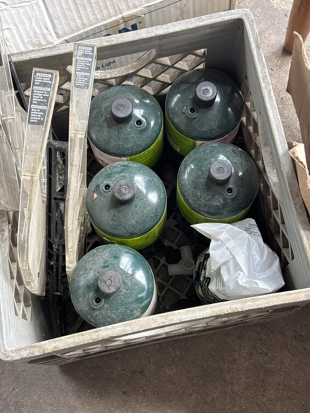 5 lil propain cans never used