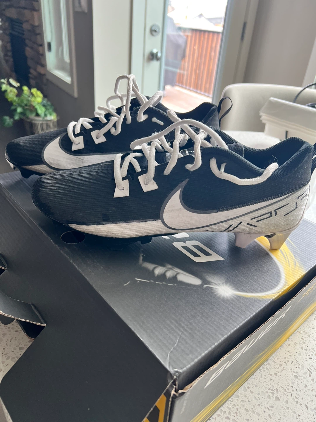 Nike Men's Football Cleats Black/White