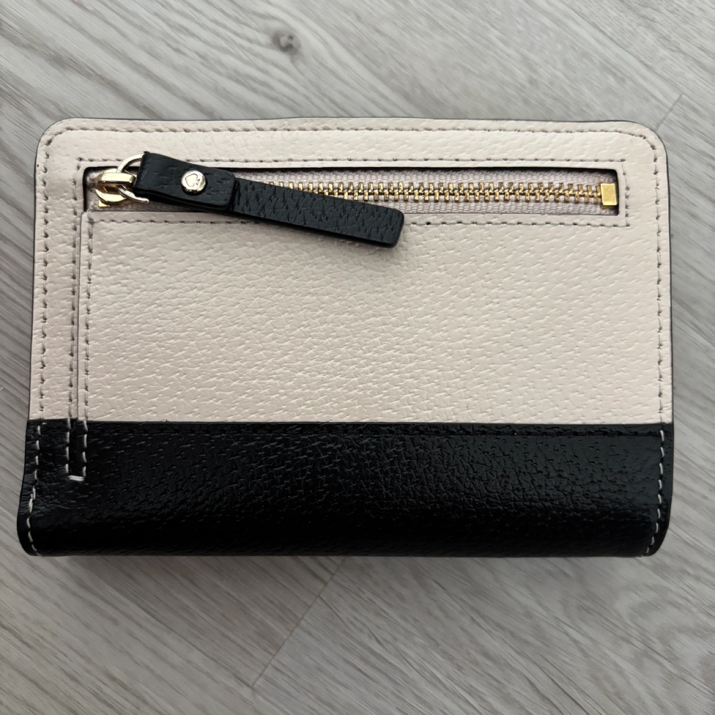 Kate Spade New York Bifold Wallet - photo 2
