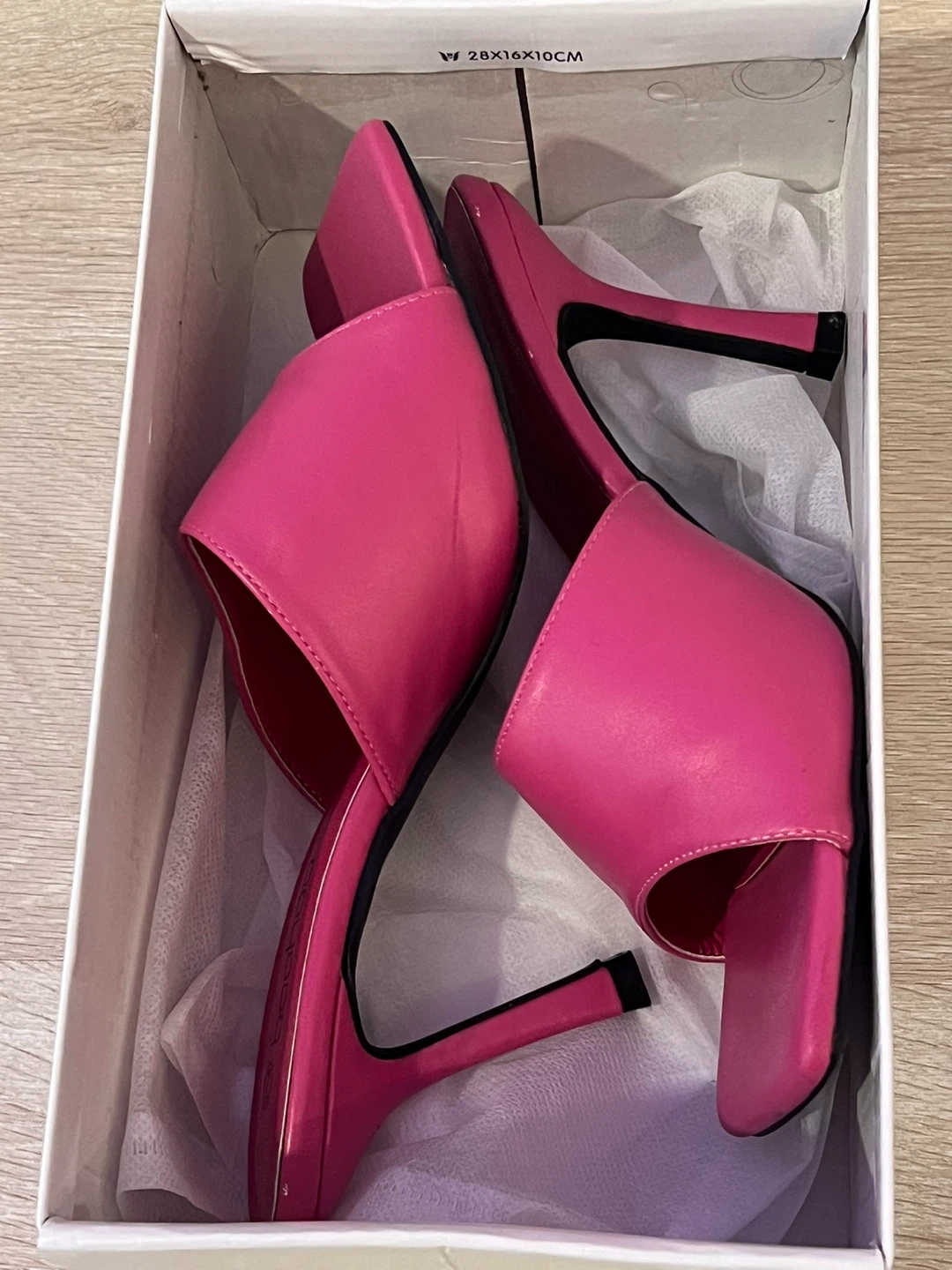 Boohoo Women's Pink Heeled Mules Size 5 (38)