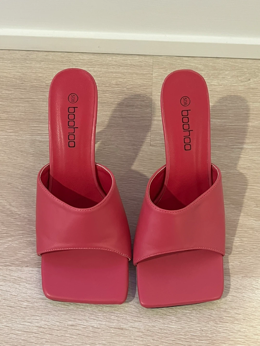 Boohoo Women's Pink Heeled Mules Size 5 (38) - photo 2