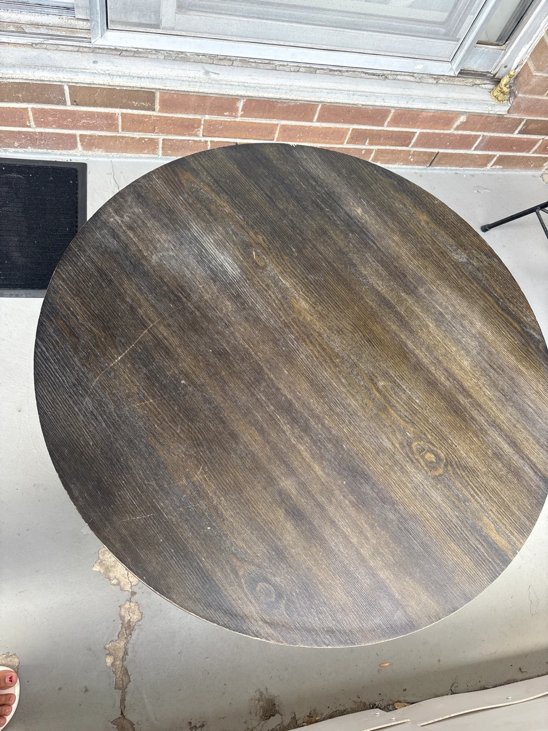Bouclair Round Wood-Look Coffee Table - photo 2