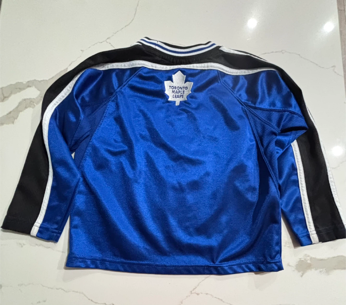 Majestic Toronto Maple Leafs Childs Jersey Size 6 - photo 5