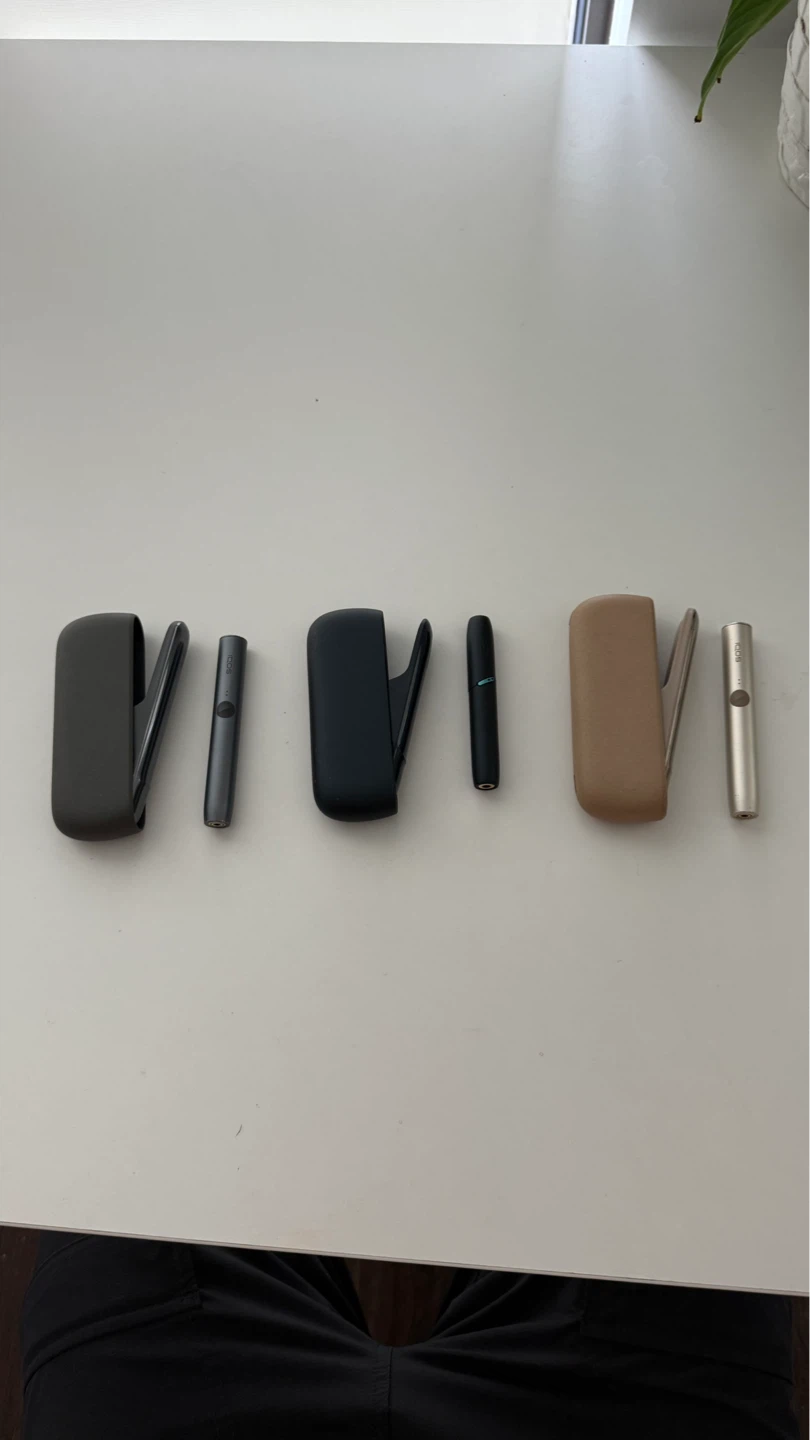 IQOS Iluma Pocket Charger and Holder Set (all for 30 $) - photo 3