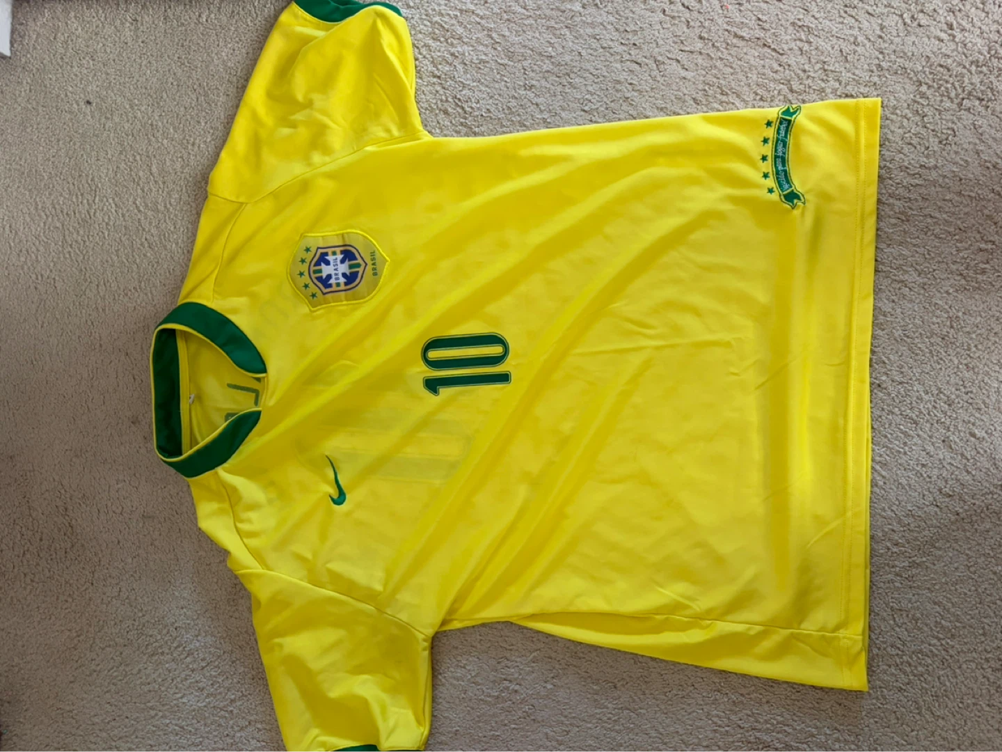 Brazil National Football Team Jersey - Ronaldinho #10