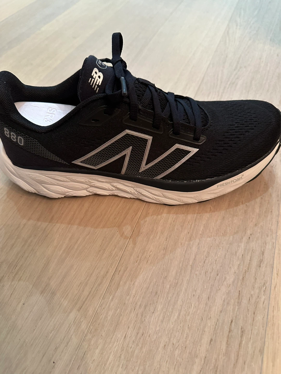 New Balance Fresh Foam X 880 v14 size 9.5 narrow - photo 3