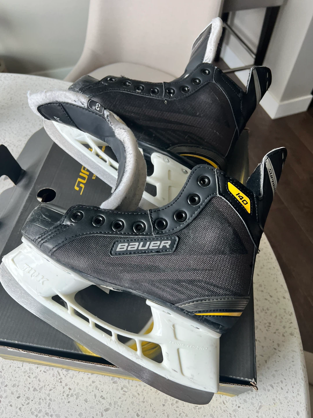 Bauer Supreme Hockey Skates - Size 4