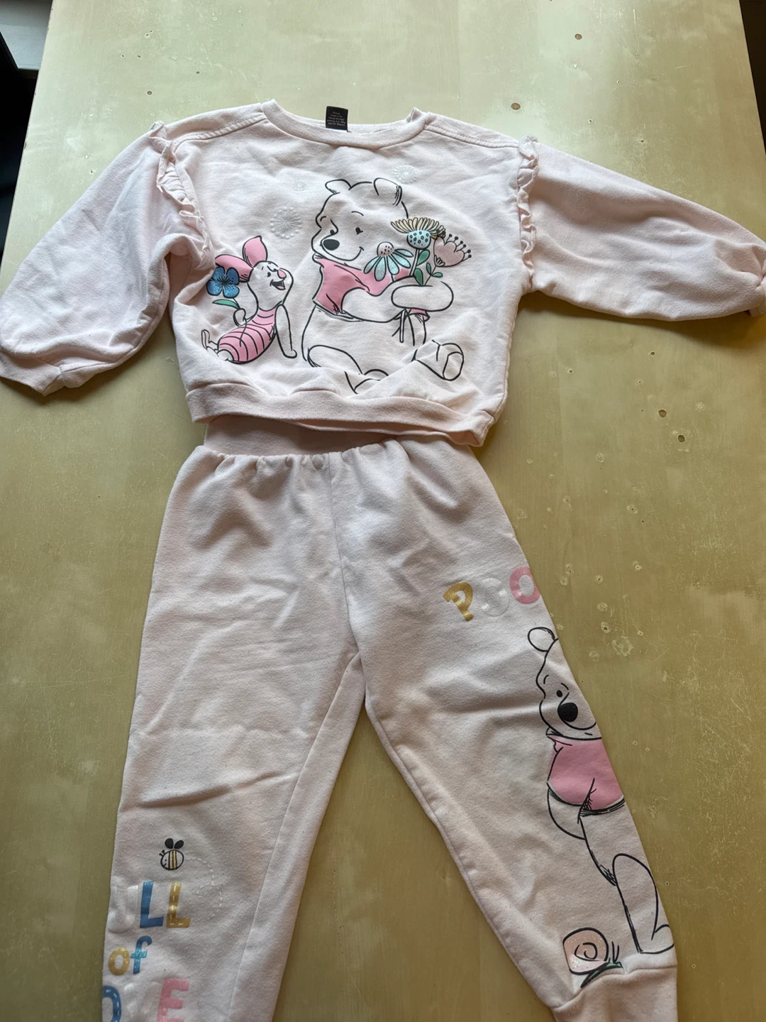 Girls ruffle pants and sweatshirt set - photo 4