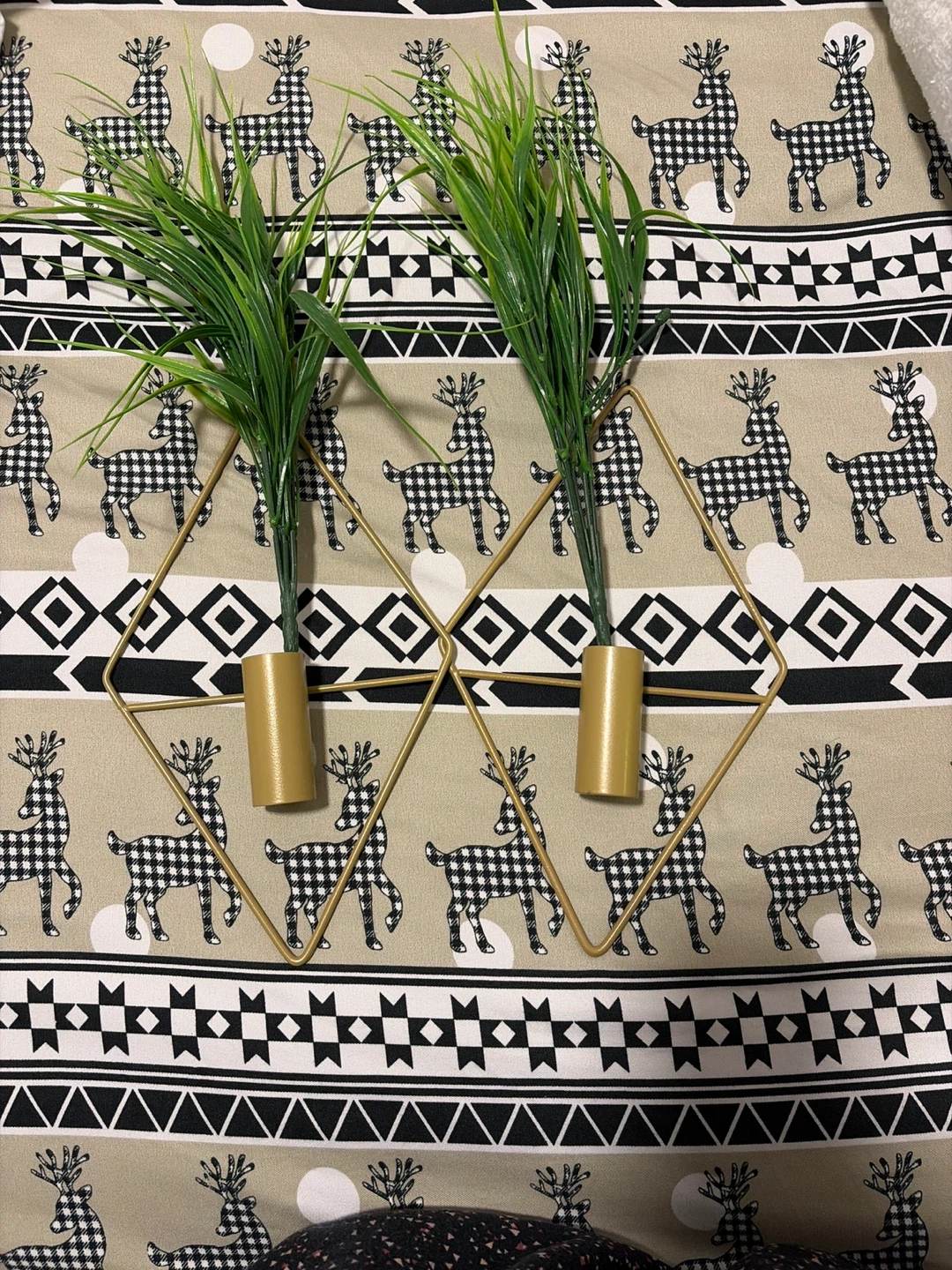 Gold Metal Diamond Wall Sconce with Faux Grass Plant (Set of 2)