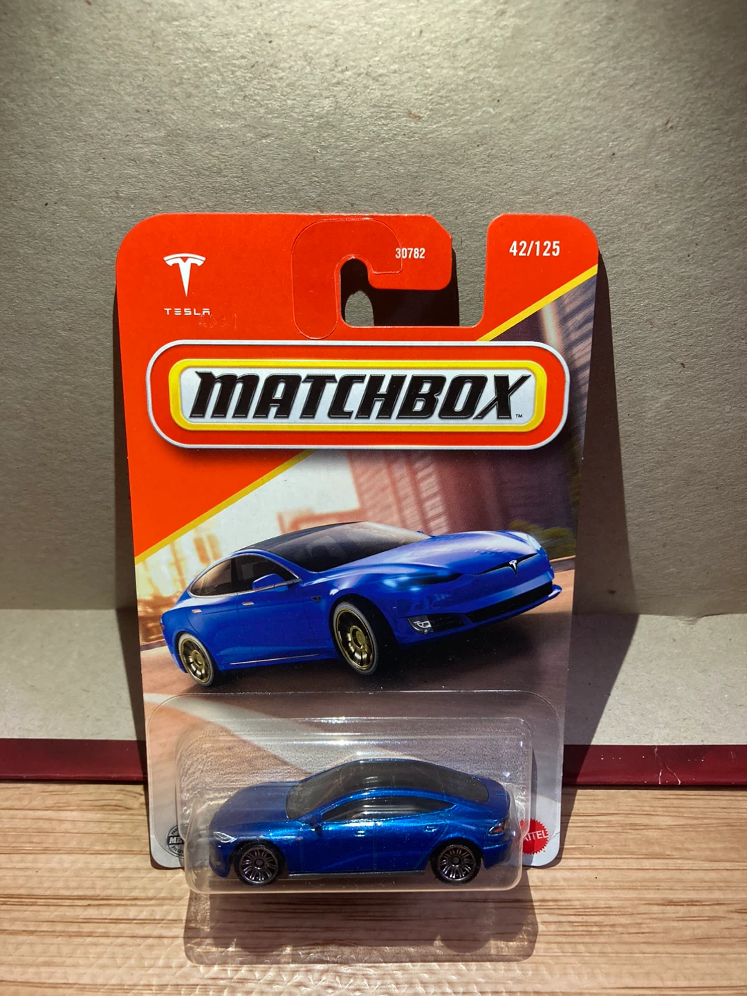Matchbox / Tesla Model S / Blue