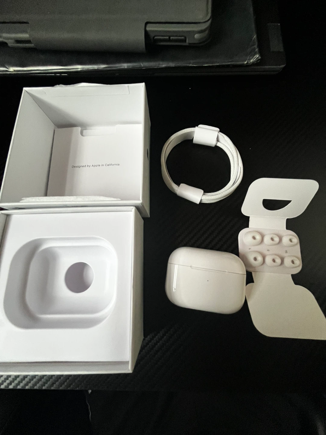 Apple AirPods Pro 2nd generation with MagSafe Charging Case - photo 3