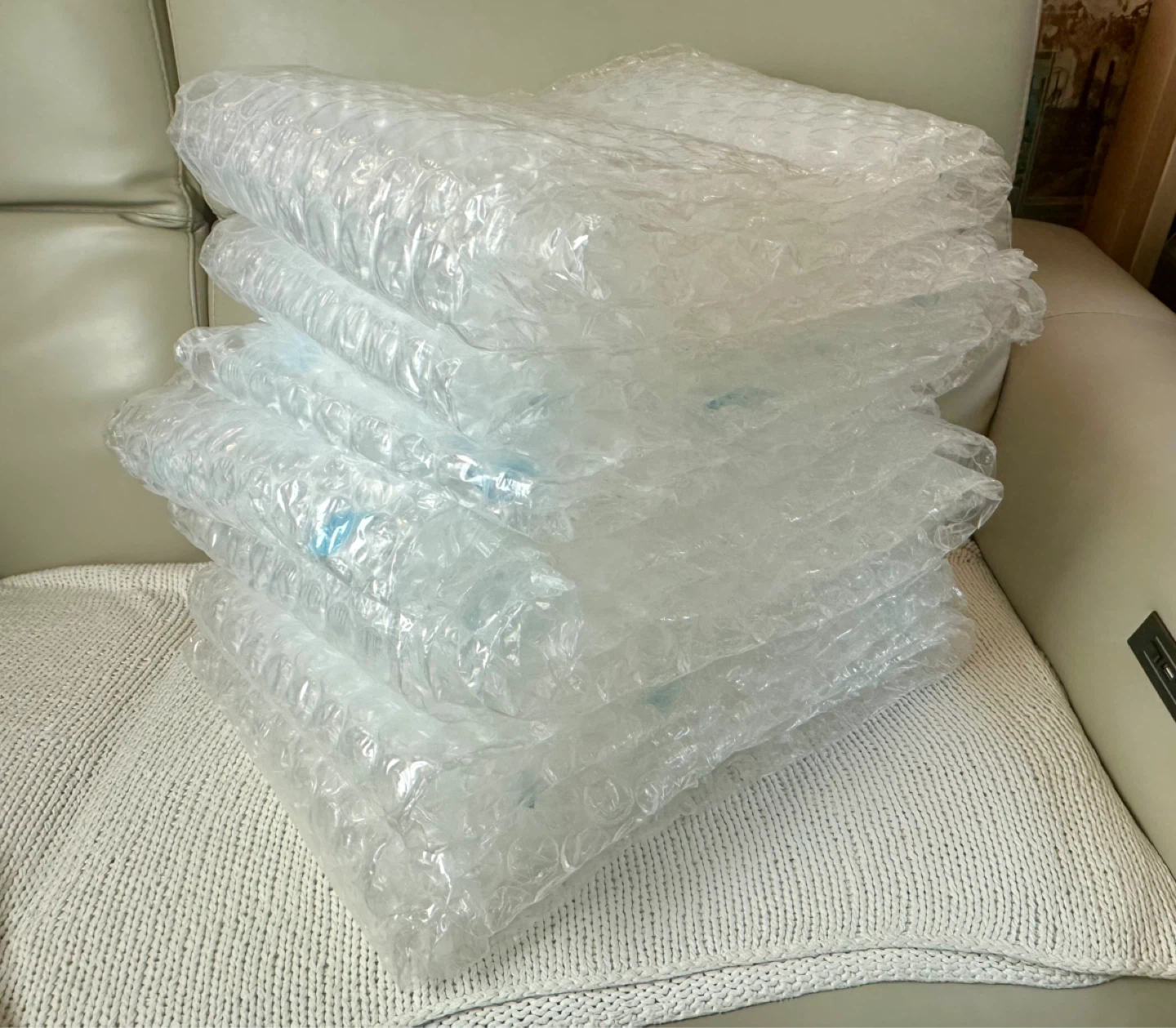 Bubble Plastic Wrap Rolls for Shipping / Packing / Moving