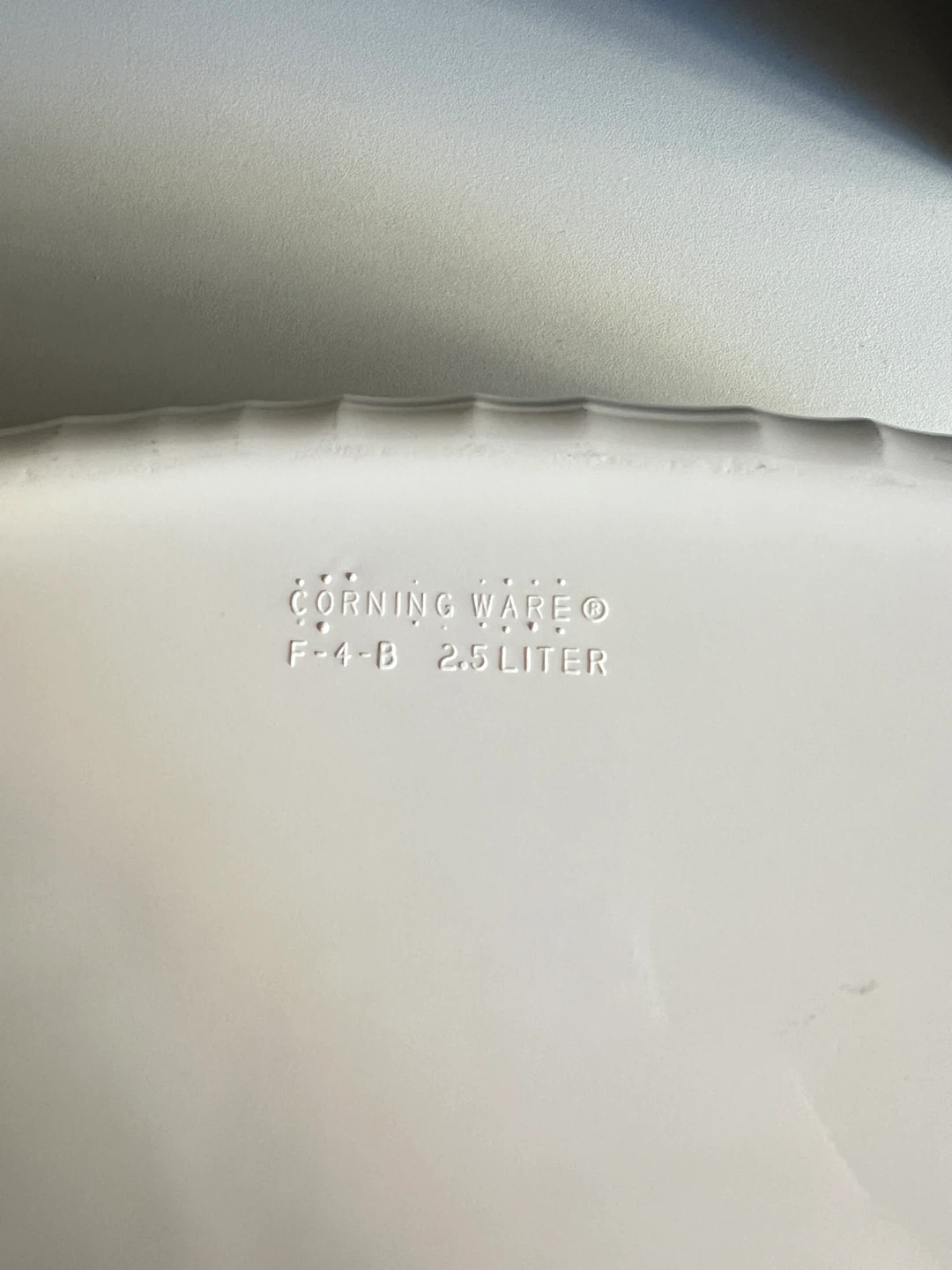 CorningWare 2.5 Litre Oval Casserole Dish White - photo 4