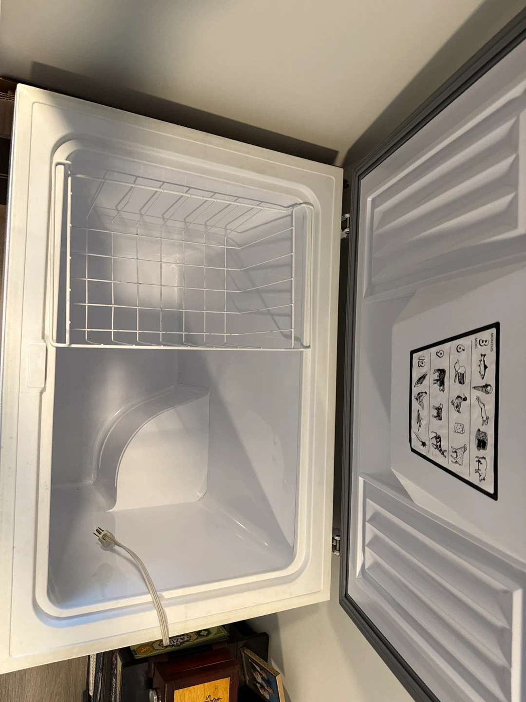 Viking Chest Freezer - photo 3