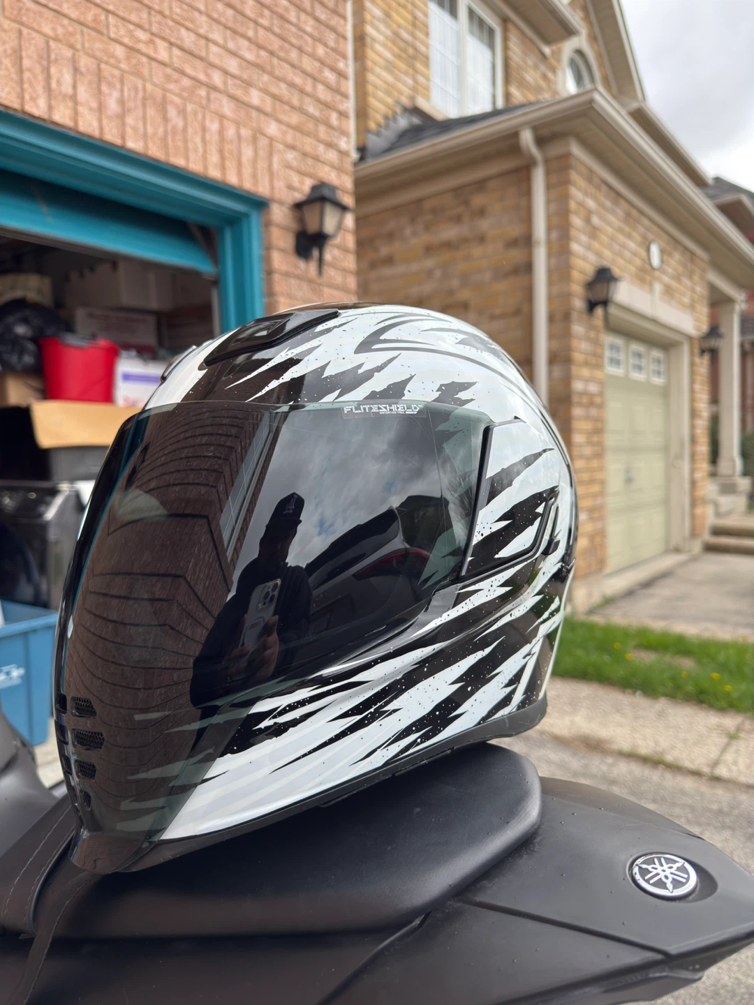 Icon AirFlite Helmet
