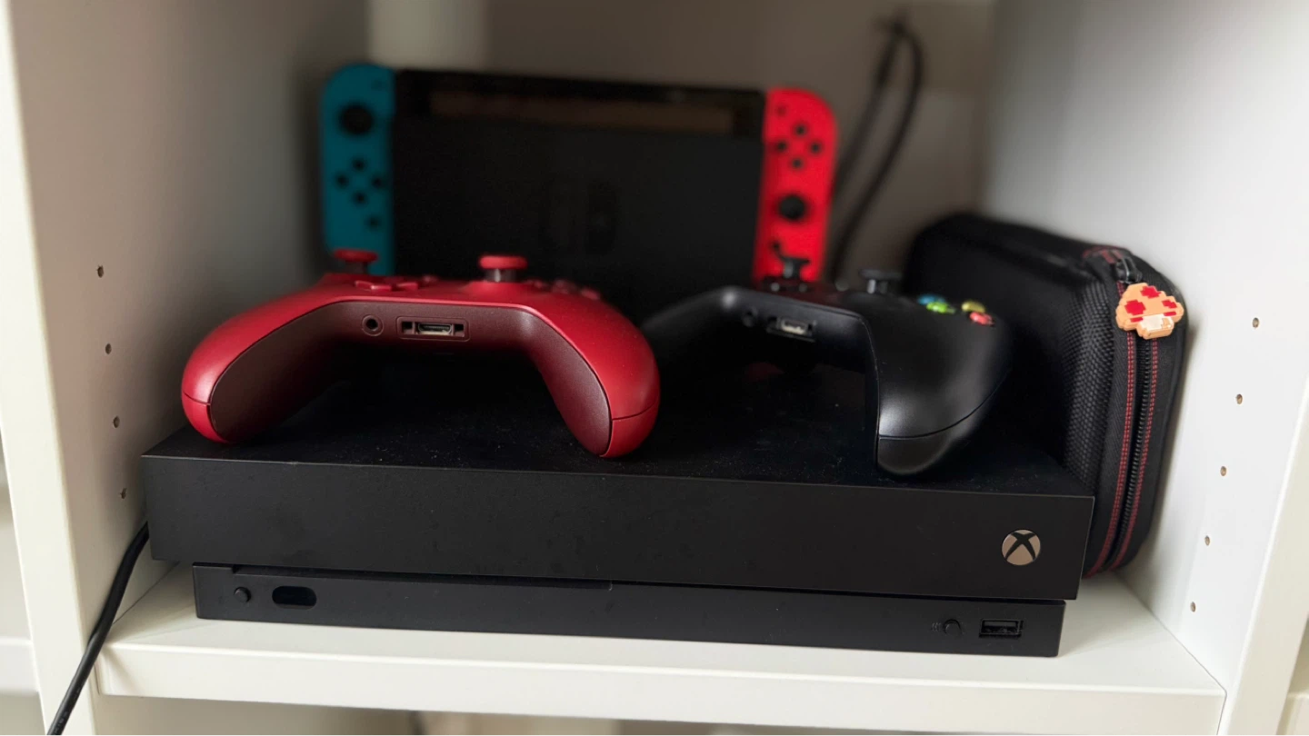 Xbox One X 1T Console with 2 Controllers