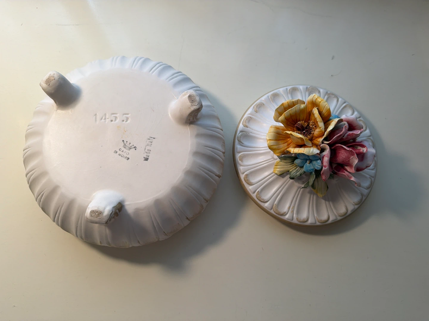 Vintage Italian Ceramic Trinket Box with Flowers - photo 3