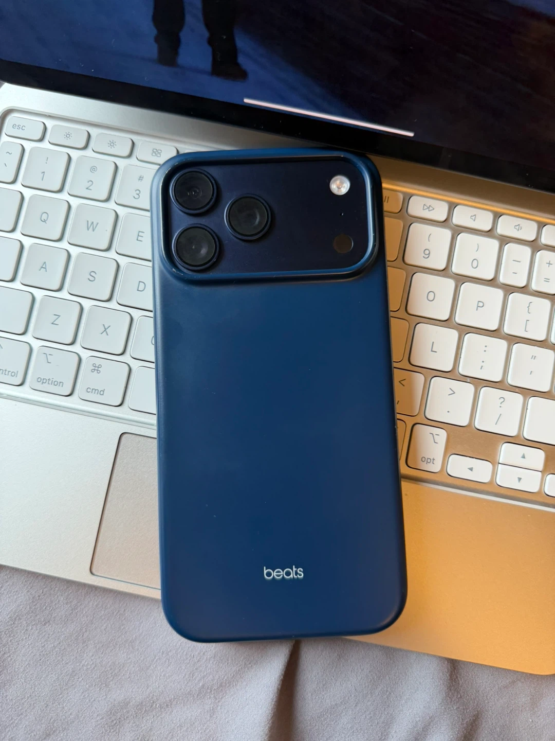 Beats Blue iPhone 17 Pro Case MagSafe supported