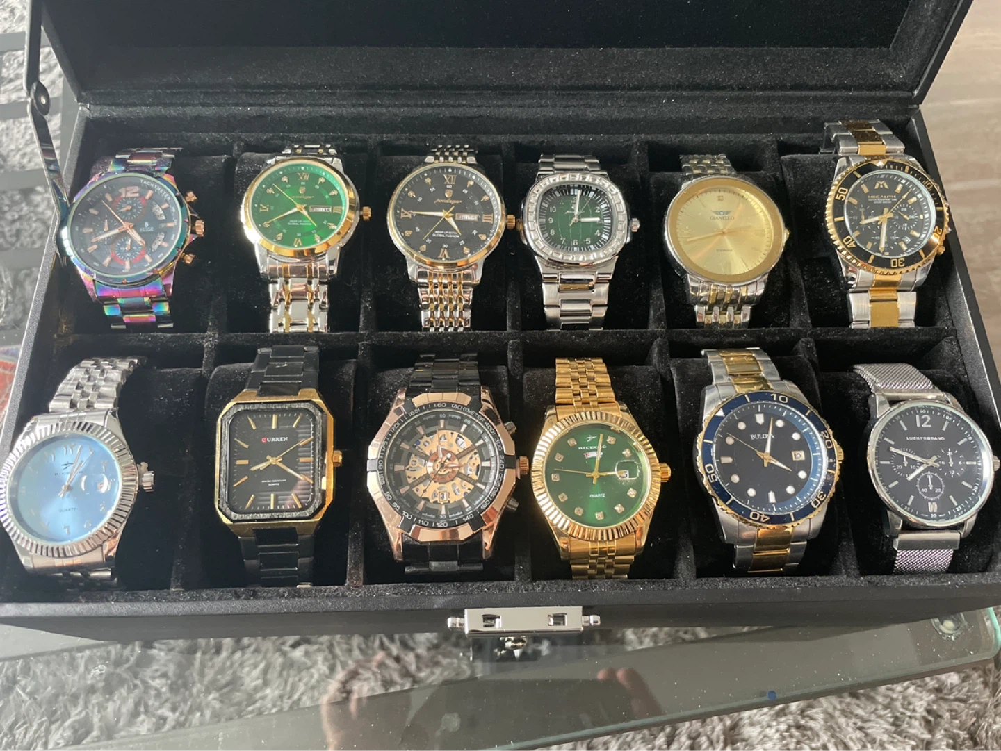 12 watches. All in excellent condition.