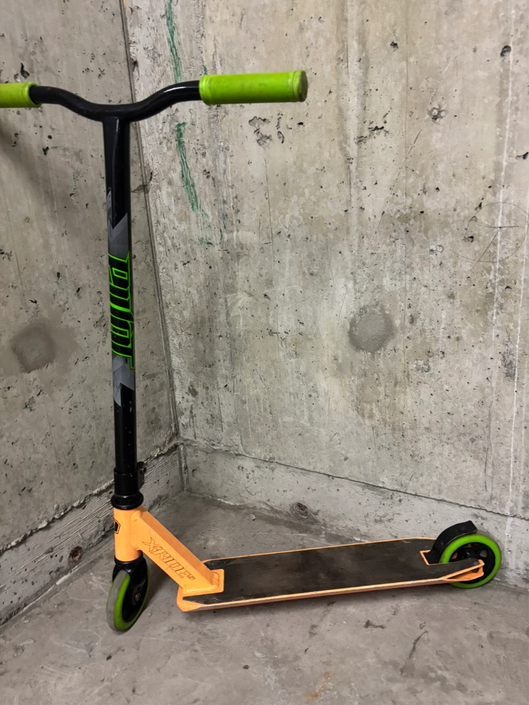 Lucky Scooters Pro Scooter