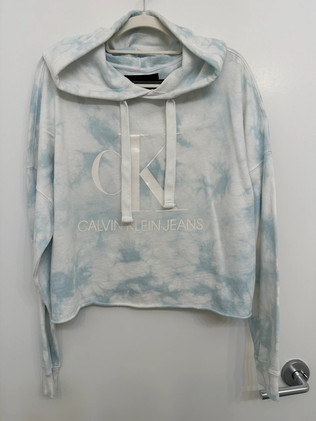 Calvin Klein Jeans Tie-Dye Hoodie & Shorts Set - photo 2