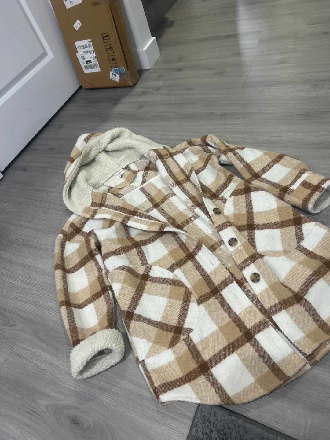 NOA Plaid Sherpa Lined Hooded Jacket - Medium - photo 2