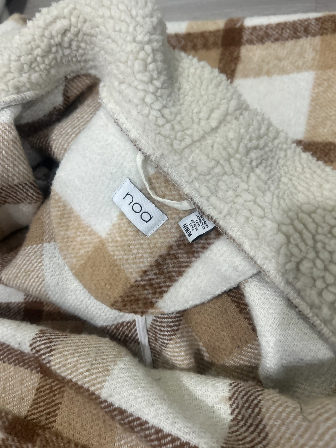 NOA Plaid Sherpa Lined Hooded Jacket - Medium - photo 4