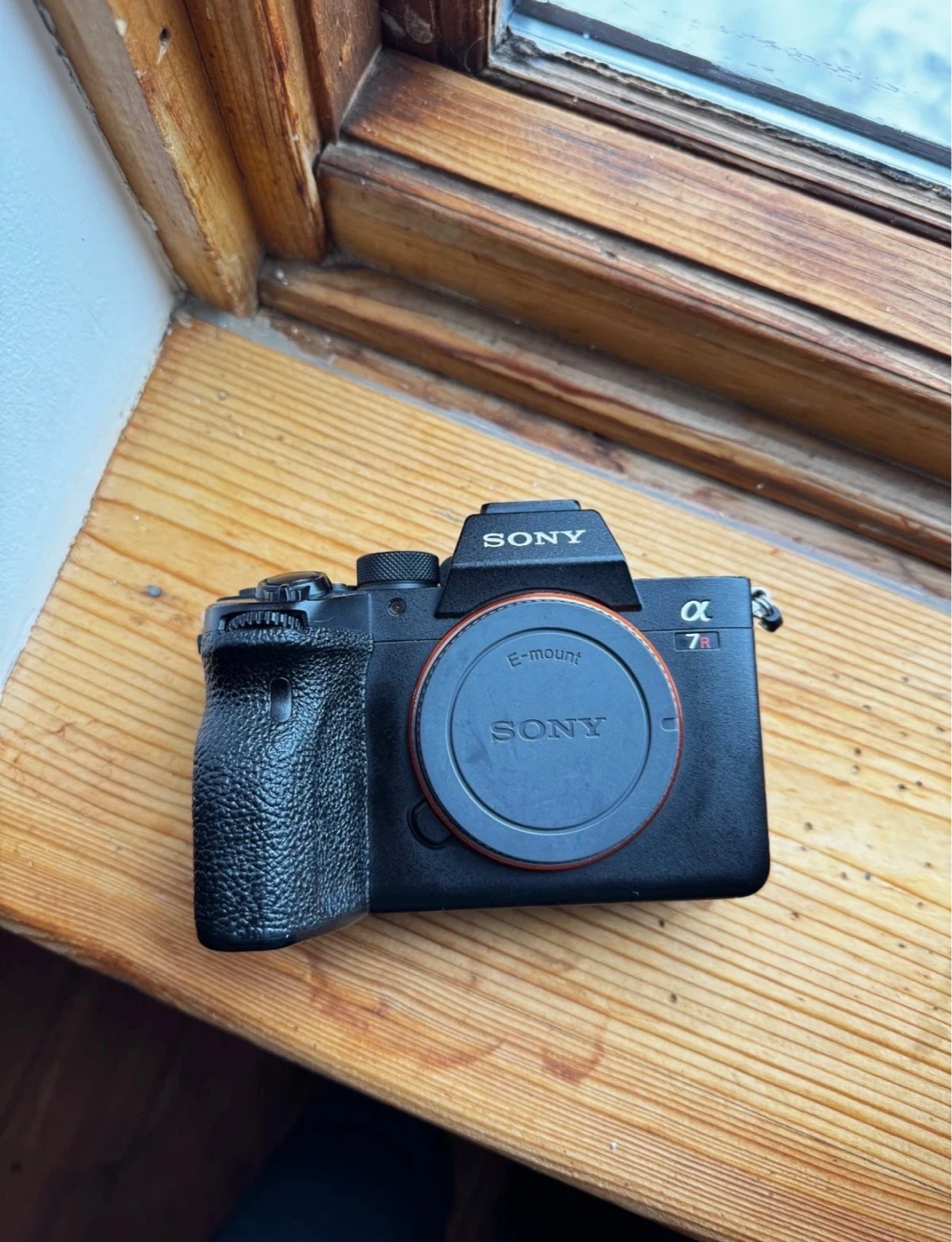 Sony Alpha a7R IV Mirrorless Camera Body - photo 5