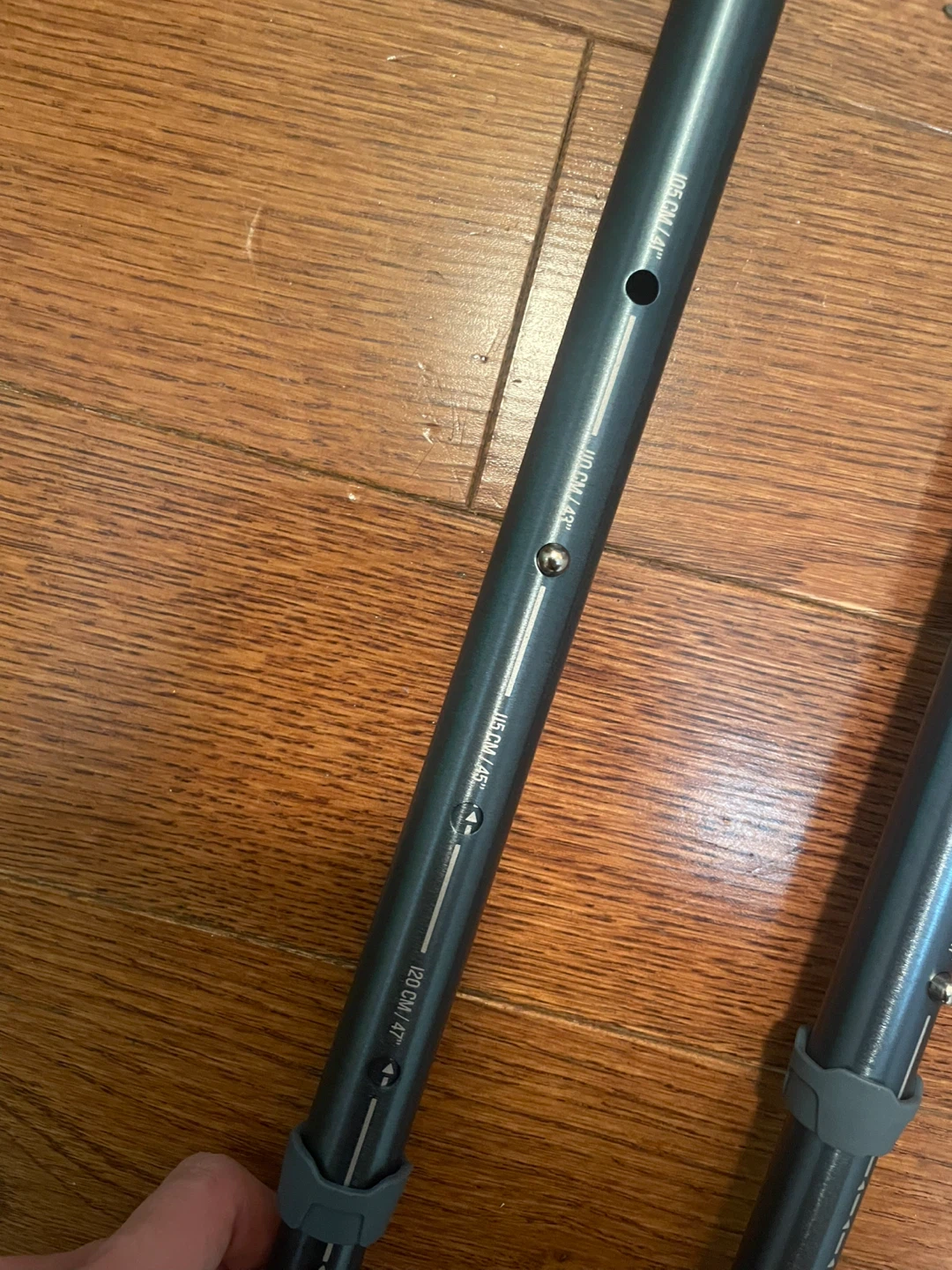 Adjustable Hiking Poles x2 - photo 3