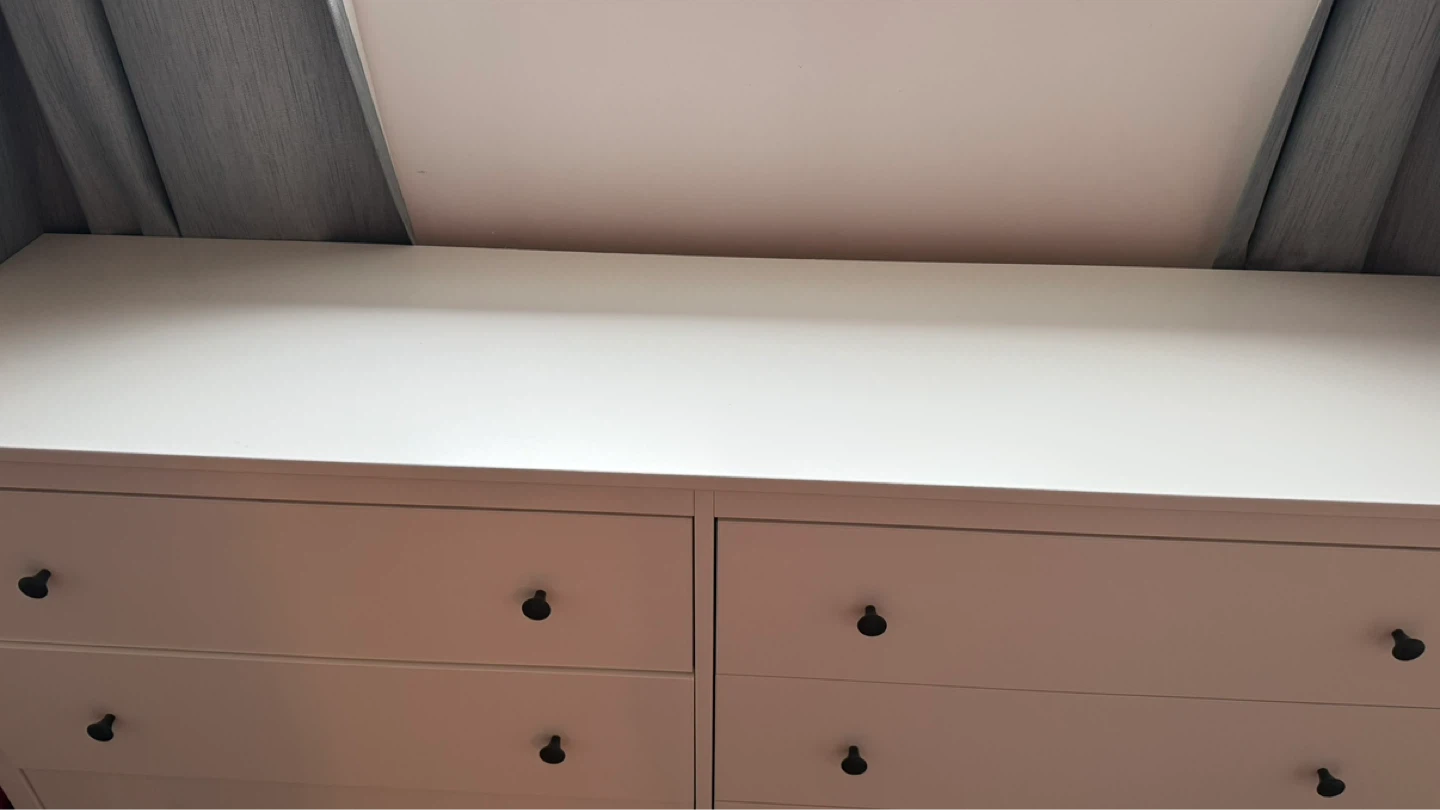 White 6-Drawer Dresser - photo 2