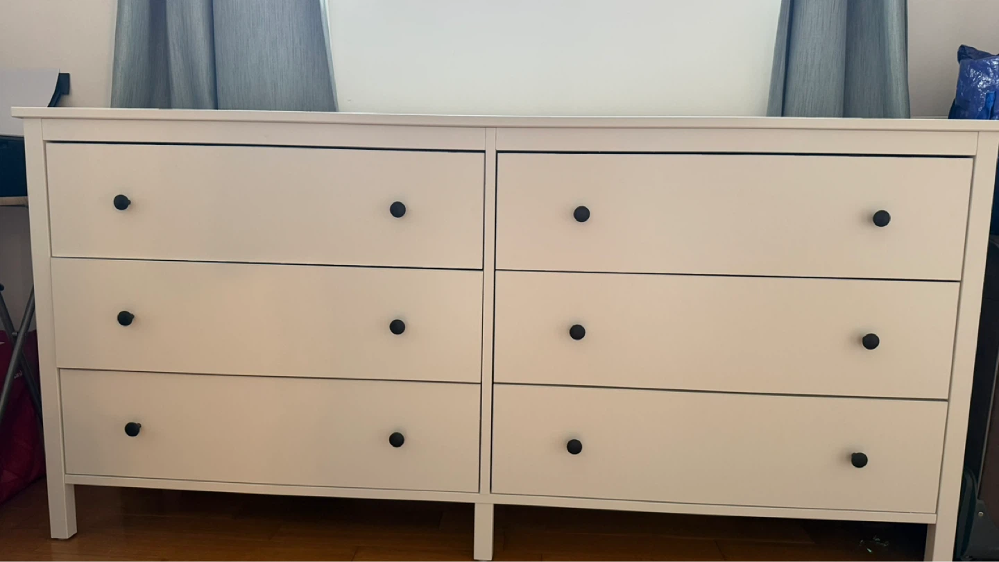 White 6-Drawer Dresser