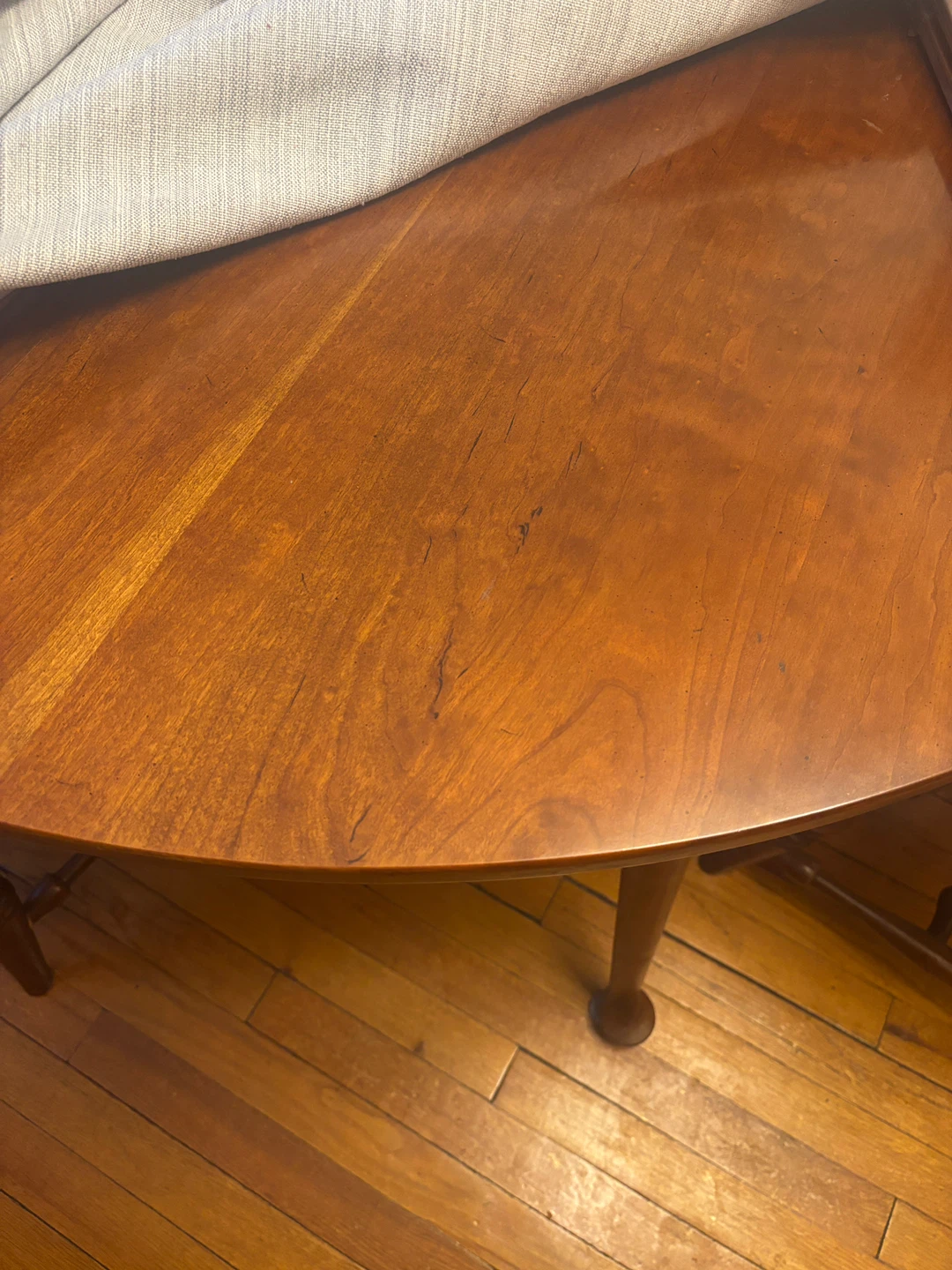 Vintage Wooden Dining Room Table & Chairs
