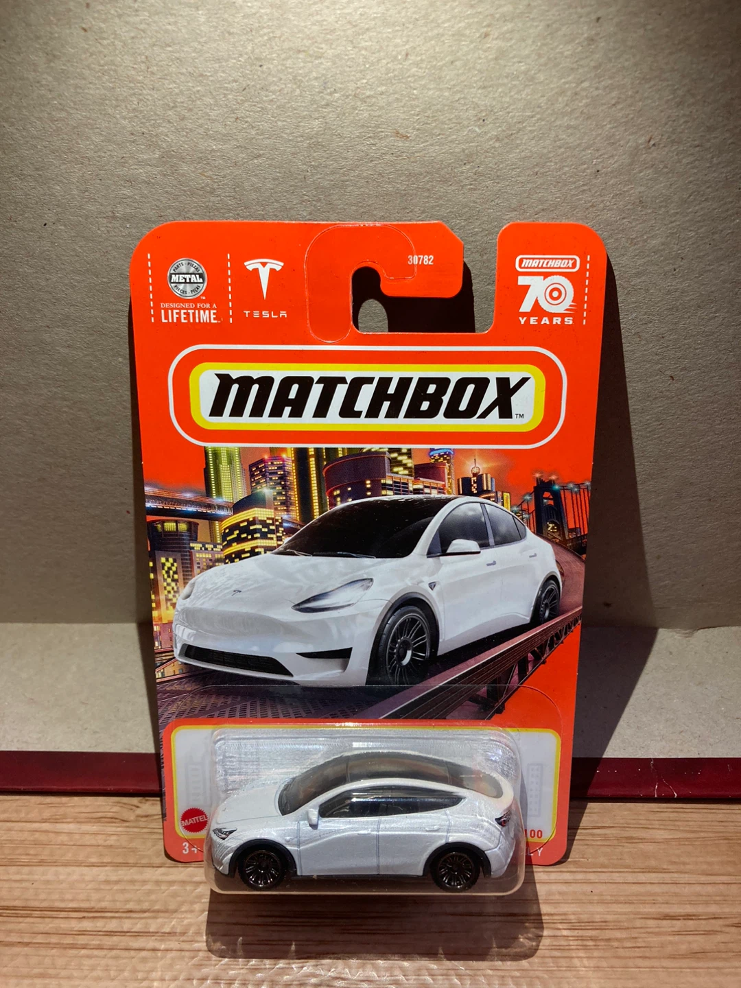 Matchbox / Tesla Model Y / White