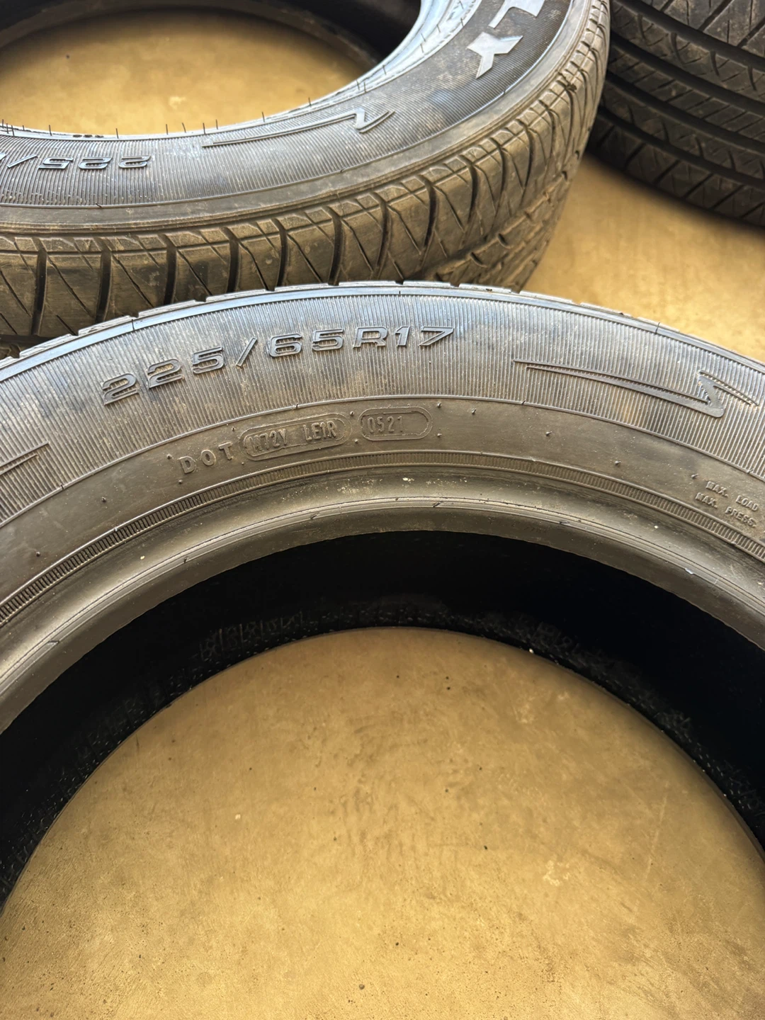 225/65r17 kelly edge a/s set of four all season tires - photo 4