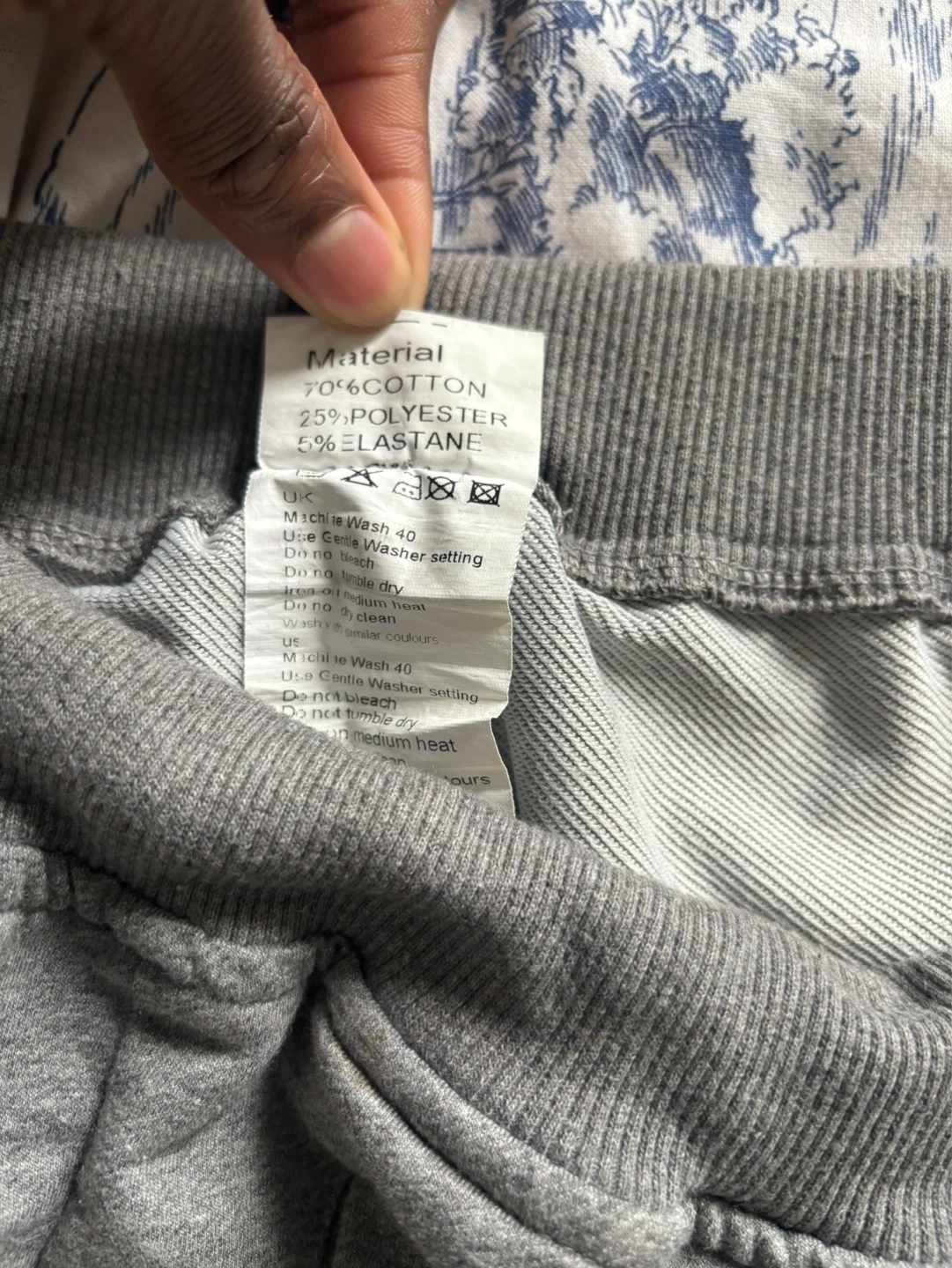 men’s grey fleece sweat shorts (size L) - photo 3