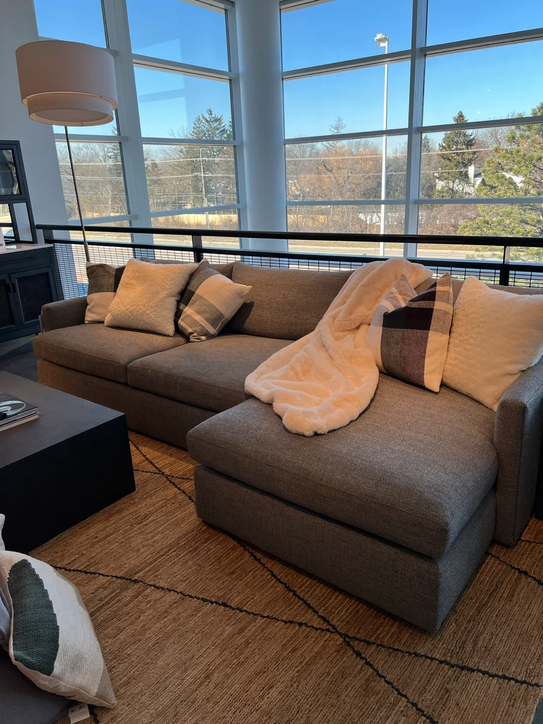 Lounge Deep 2 Piece Sectional With Chaise Lounge - photo 2