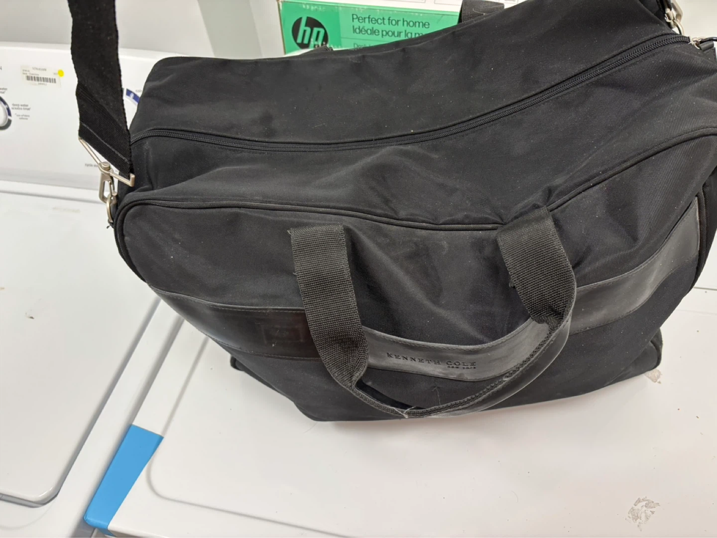 Used Kenneth Cole Black Duffle Bag - photo 3