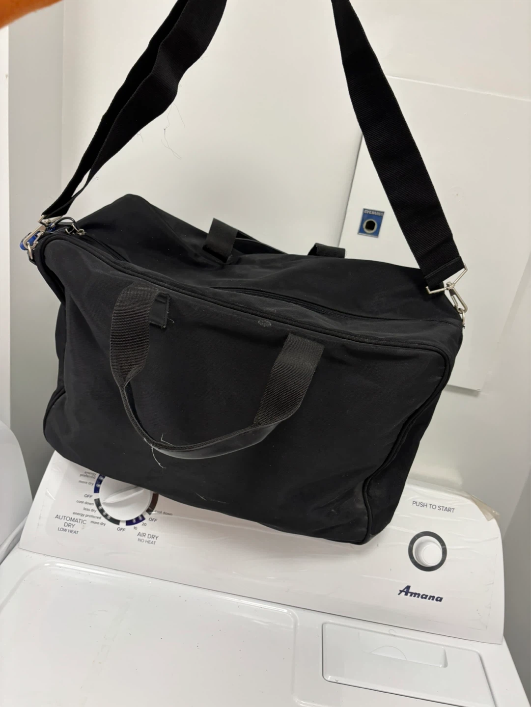 Used Kenneth Cole Black Duffle Bag - photo 2