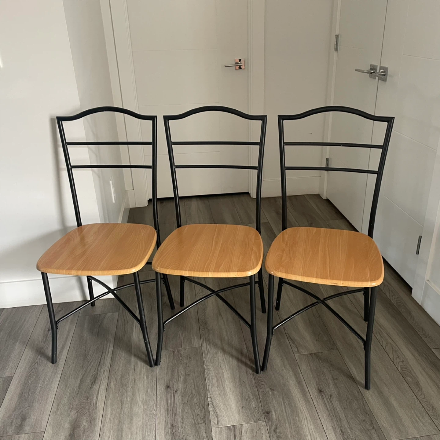 Three Chairs - photo 2