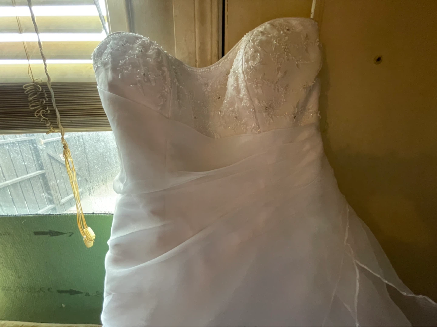 Strapless wedding dress - photo 2