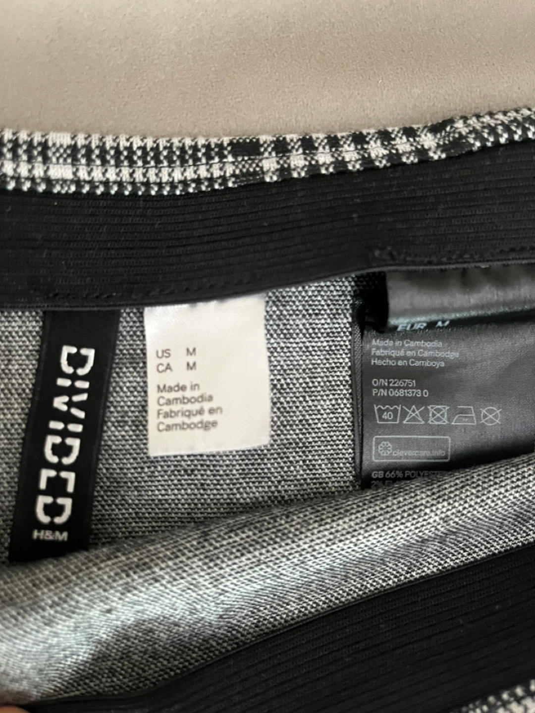 H&M Divided Plaid Mini Skirt - Size M - photo 2